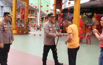 Kapolres Rohil Beraksi, Turun Langsung ke Klenteng Saat Imlek