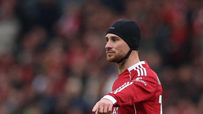 **Rumor Transfer MU: Mac Allister Jadi Target Gelandang Baru**