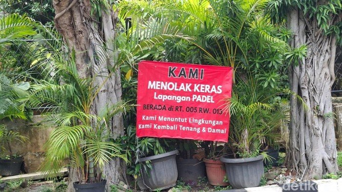 Warga Pulomas Jaktim Gugat PTUN karena Lapangan Padel Bising, Kenapa?