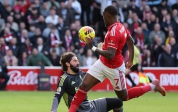 Nottingham Forest Vs Liverpool 0-0 di Babak I: Si Merah Kewalahan, Ambisi Kandas