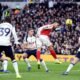**Berbalas Gol, Tottenham vs Arsenal 1-1 di Babak Pertama: Pertandingan Sengit di Liga Inggris**