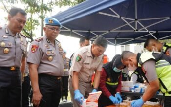 Polda Riau Cek Urine Personel, Perkuat Komitmen Bebas Narkoba