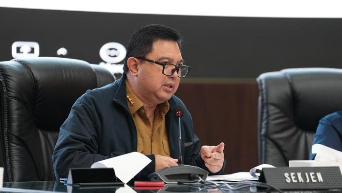 Harga Bahan Pokok Naik Drastis, Sekjen Kemendagri Bergerak Cepat Turunkan TPID ke Pasar!