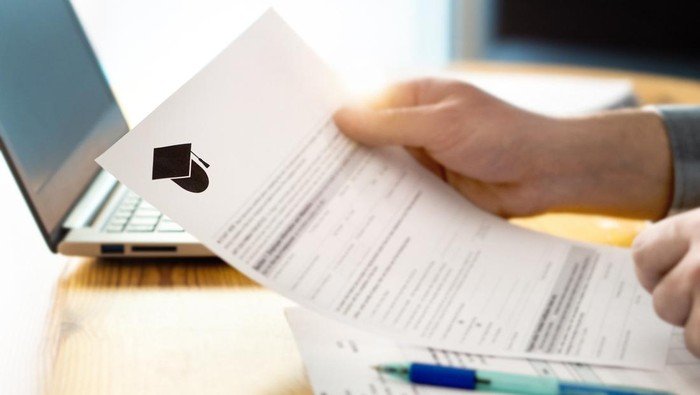 Dwi LPDP dan Kebangsaan yang Terpangkas: Urgensi Nasehat Tan Malaka