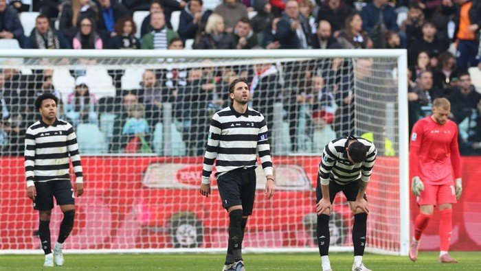 **Juventus dalam Krisis: Menantang Galatasaray dan Roma di Pekan Berat**