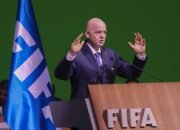 “Eks Presiden FIFA: Gianni Infantino, Bayangan Diktator di Dunia Sepak Bola”