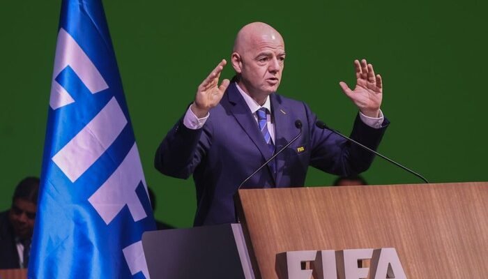 “Eks Presiden FIFA: Gianni Infantino, Bayangan Diktator di Dunia Sepak Bola”