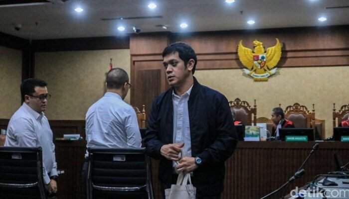 “Divonis 15 Tahun Bui, Anak Buron Riza Chalid: Saya Akan Terus Cari Keadilan”