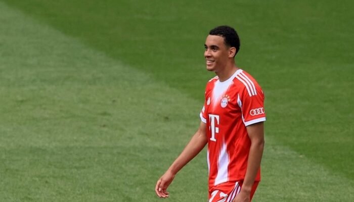 Jelang Der Klassiker: Musiala dan Bellingham, Duel Tak Terduga di Balik Layar