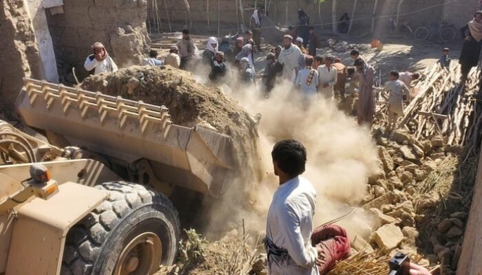 Afghanistan-Pakistan Membara, China Serukan Gencatan Senjata – Update 1