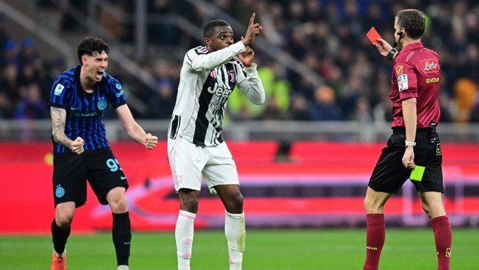 **Kalulu: Bastoni Belum Minta Maaf kepada Bek Juventus**