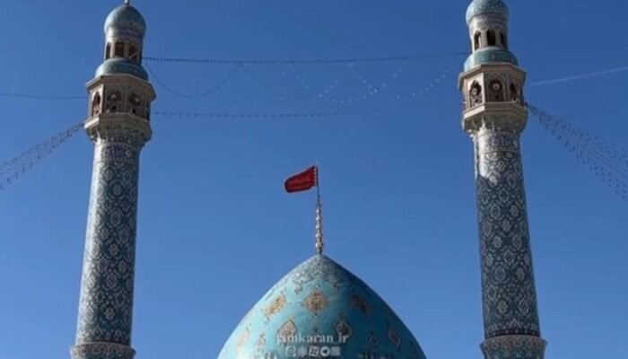 Kematian Khamenei, Bendera Merah di Jamkaran: Tanda Perubahan Besar di Iran?