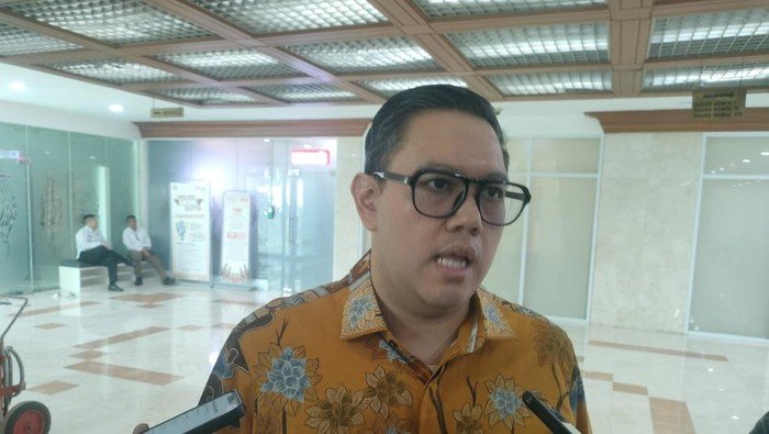 Timur Tengah Memanas, Komisi I DPR Dorong RI Perkuat Komunikasi Diplomatik!