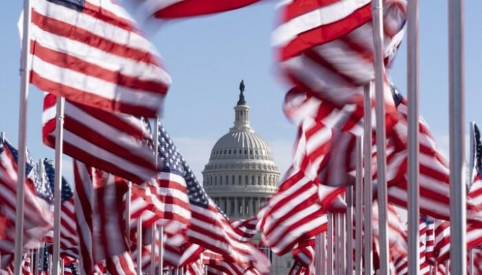 Utang AS Mencapai Rp 648 Kuadriliun, Ekonom Global Resah!