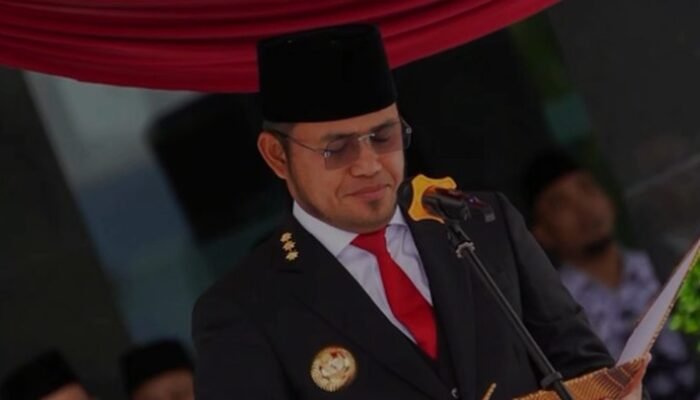 Gubernur Kaltim Minta Maaf atas Beli Mobil Dinas Rp 8,49 Miliar, Apakah Ini Langkah yang Tepat?