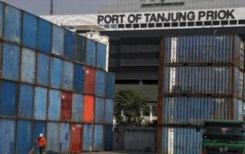 Impor Melejit, Neraca Dagang RI Tetap Surplus US$ 0,95 M!