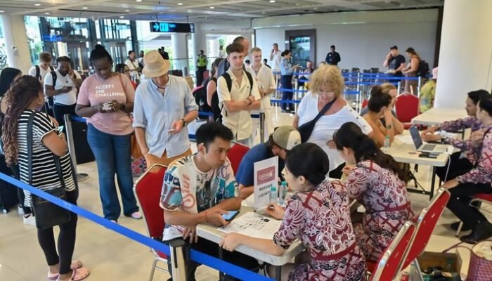 WNA Tertahan di Bali: Krisis Penerbangan Akibat Perang Iran