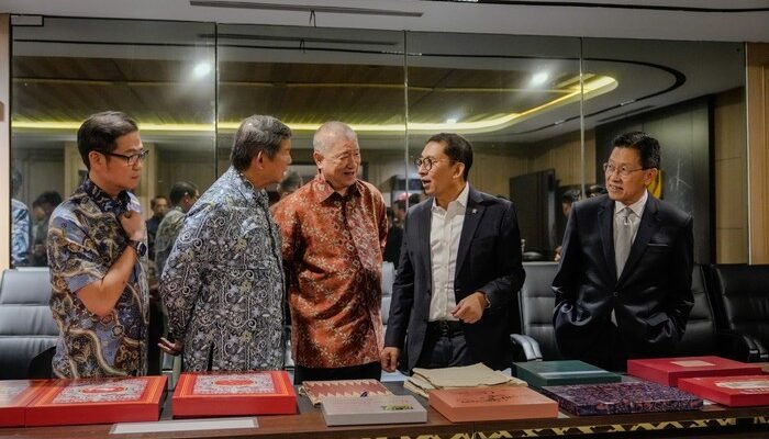 **”Menbud Dorong Penguatan Kolaborasi Lintas Sektor: Kunci Maju Kebudayaan”**