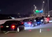 Konvoi Mobil Zig-zag di Tol Becakayu: Polisi Tegur aksi Berbahaya ini!