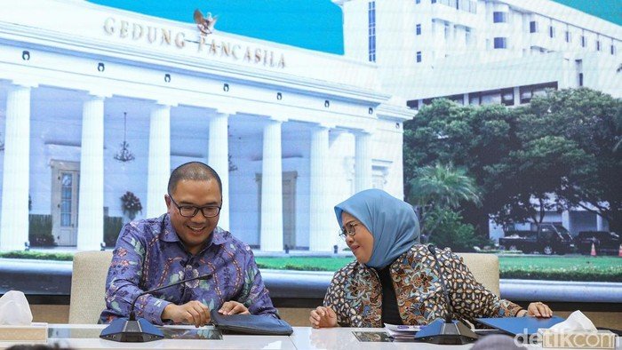 32 WNI Terlepaskan dari Iran Lewat Azerbaijan, Ini Kisah Evakuasi Kemlu!