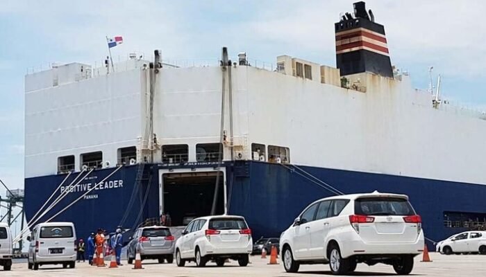 **Toyota Ungkap Dampak Perang Iran vs AS-Israel ke Ekspor Mobil: Analisis Dampak pada Performa dan Teknologi**