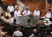 [Prabowo Reuni Menteri di Hambalang untuk Solusi Energi-Pangan Sebelum Lebaran]