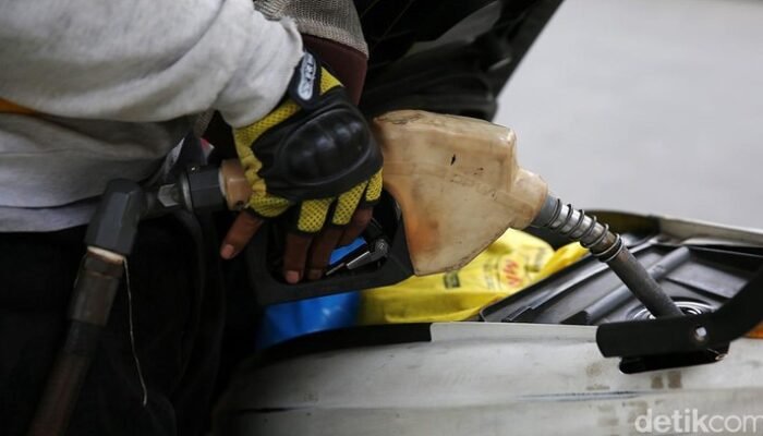 Kondisi Ngeri Ini Bisa Terjadi Jika APBN Nggak Kuat Lagi Tahan Harga BBM: Krisis Ekonomi yang Mengintai