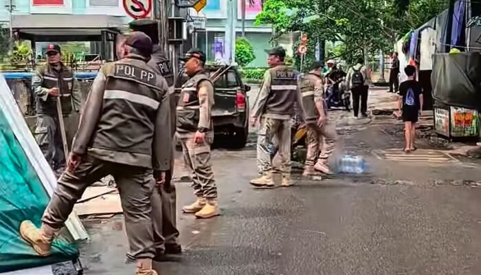 “Parkir Liar Semrawut di Kebon Kacang Belakang GI Ditertibkan Usai Video Viral: Bukan Hanya Soal Penegakan Aturan!”