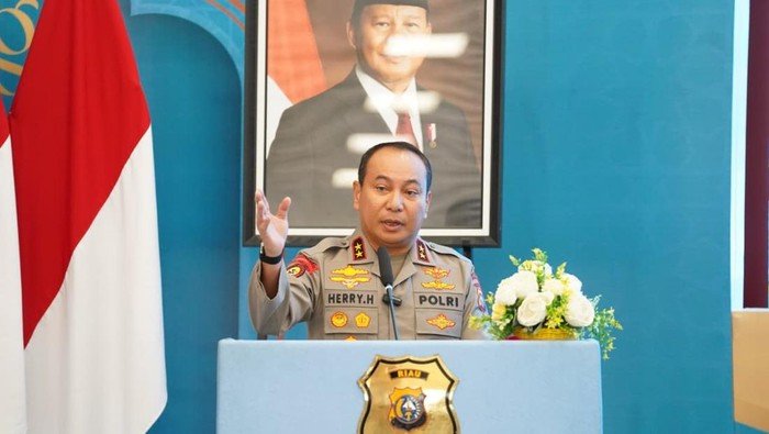 Kapolda Riau Ancam Tindak Tegas bagi Penyebab Panic Buying BBM saat Mudik!