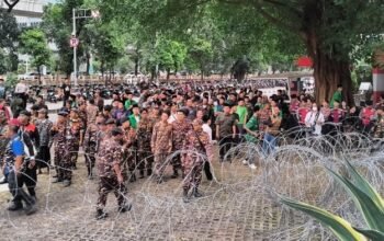 Massa Banser Serbu KPK, Eks Menag Yaqut Masih Diperiksa dalam Kasus Kuota Haji