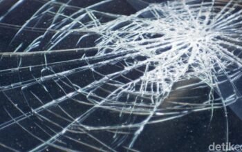 1 Sopir Tewas dalam Tragedi Truk Tak Kuat Menanjak di Jakut, Trailer di Belakang Terhancur