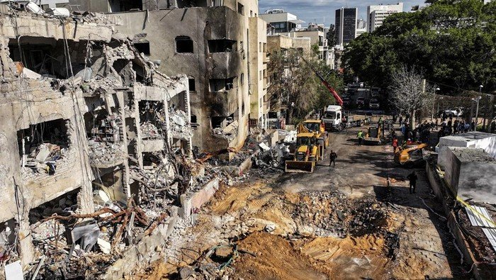 Rudal Iran Hancurkan Damai, Sirene Tel Aviv Berteriak Perang!