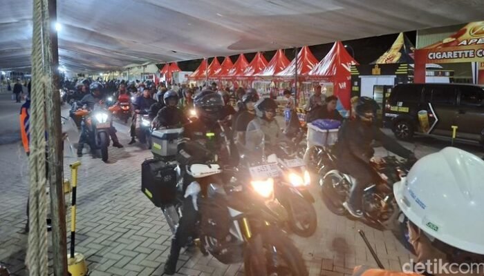 “Pemudik Motor Ciwandan: Kenapa Malam Lebih Menjanjikan dari Siang?”
