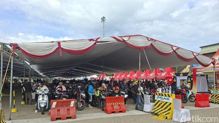 Pemudik Motor di Pelabuhan Ciwandan Hari Ini Lebih Ramai dari Kemarin: Tren Naik di H+3 Operasi Ketupat 2026