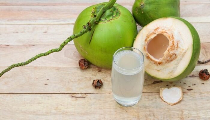 Gresik, Tempat Bagikan Kelapa Utuh Berujung 9 SPPG Ditutup Sementara!