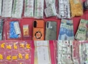 **Terungkapnya Penjualan Obat Keras Berkedok Toko Pulsa-Sembako di Depok-Jaksel: Polisi Tangkap 3 Tersangka**