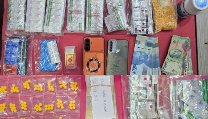 **Terungkapnya Penjualan Obat Keras Berkedok Toko Pulsa-Sembako di Depok-Jaksel: Polisi Tangkap 3 Tersangka**