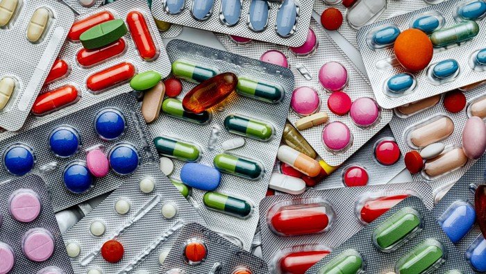 **TNI AU Diminta Pikir Ulang Soal Transaksi Tramadol di Depan Markas**