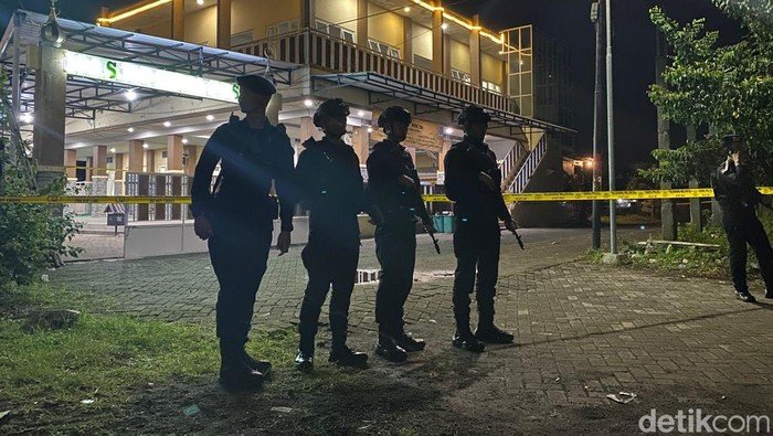 Tim Gegana Bongkar Misteri Ledakan Masjid Jember: Apa yang Ditemukan di TKP?