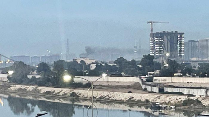 **Drone Jatuh di Hotel dekat Kedutaan AS di Baghdad, Api Meneror Malam itu!**