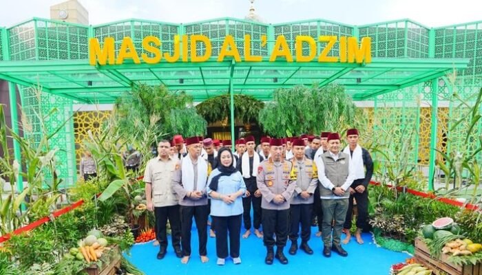 Kapolri Perkuat Keamanan dengan Resmikan Renovasi Masjid dan Satgas PHK-Ojol di Polda Riau