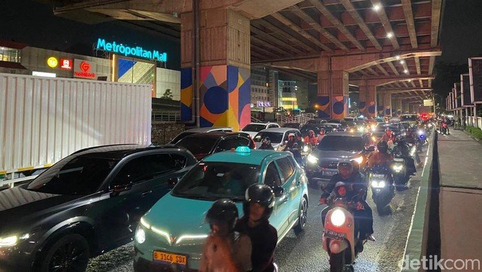 **Waspada! Ini 3 Jalur Mudik di Bekasi yang Rawan Macet di Lebaran 2026**