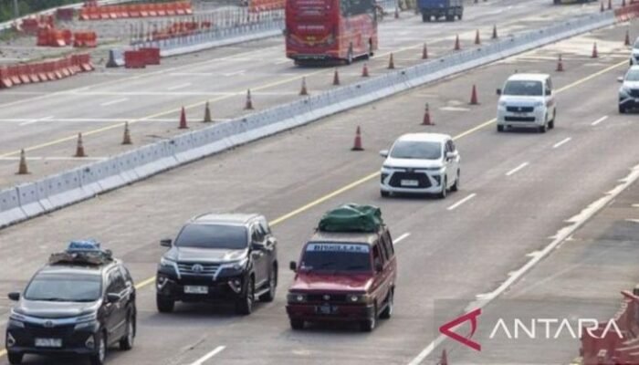 “Monitor Arus Mudik dengan Cek CCTV Lalu Lintas Online, Sejuta Solusi di Genggaman!”