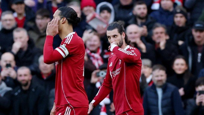 Slot Bantah Klaim Liverpool Main Sendiri-sendiri: Analisis Kinerja The Reds
