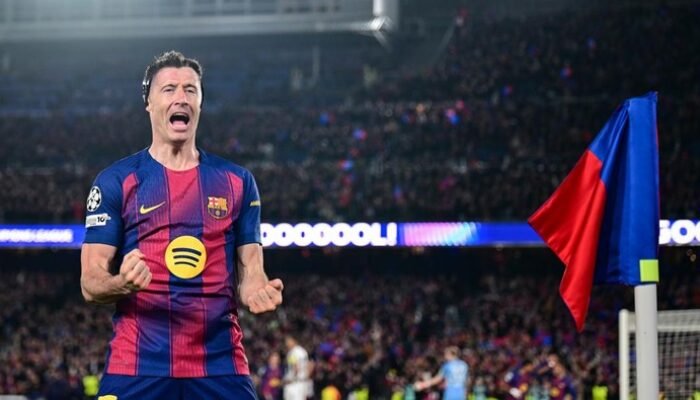 **Lewandowski Patahkan Rekor Messi, Dukung Barcelona Lolos ke Perempatfinal**