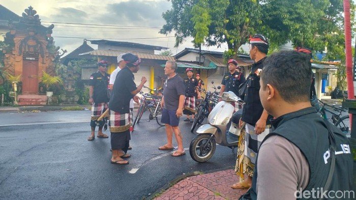 Bule AS Ditangkap Pecalang saat Melanggar Tradisi Nyepi di Bali