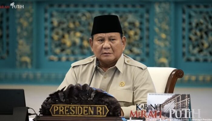 **Potong Pengeluaran Akal-akalan: Prabowo Ungkap Hemat Rp 308 Triliun, Solusi Revolusioner untuk Menyelamatkan Dana Rakyat**