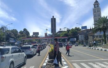 3.200 Kendaraan Menyerbu Puncak Bogor dalam Sejam, Apakah One Way Solusi Jangka Panjang?