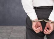 Viral! Pria Jago Palak Mobil ‘Pelat Luar’, Modus Tawarkan Jasa Kawal di Tanah Abang