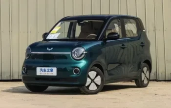 “Wuling Rilis Mobil Listrik Terbaru, Harganya Mulai Rp 110 Jutaan! Apakah Ini Waktu yang Tepat untuk Beralih ke Listrik?”